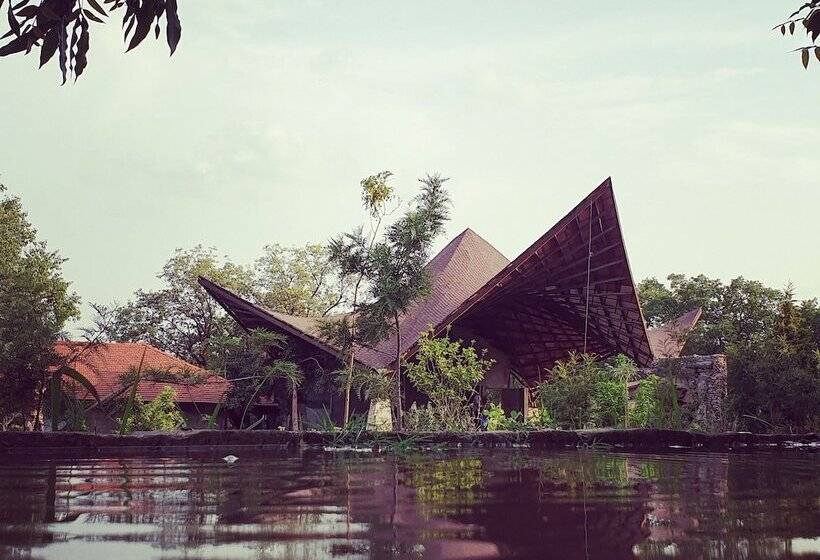 Serendipity Lakes And Resorts