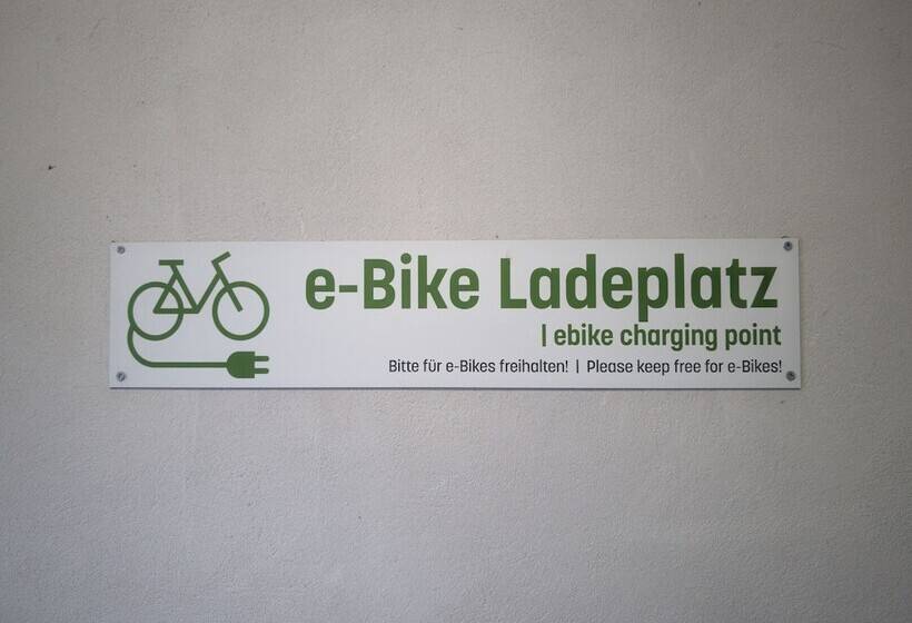 Wandery Hostel Dessau