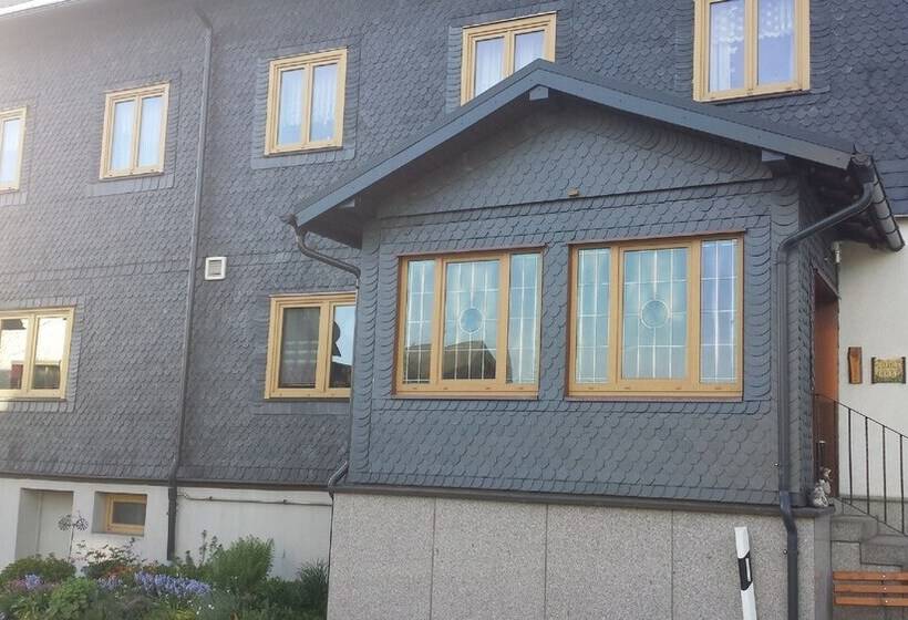 Gasthaus & Pension Am Rennsteig