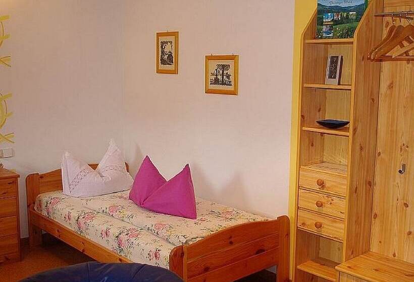 Gasthaus & Pension Am Rennsteig