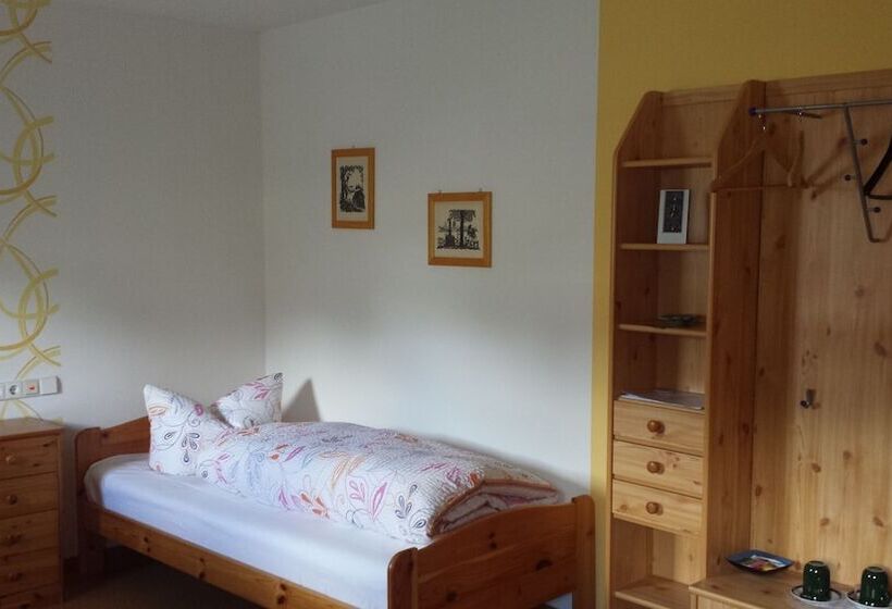 Gasthaus & Pension Am Rennsteig