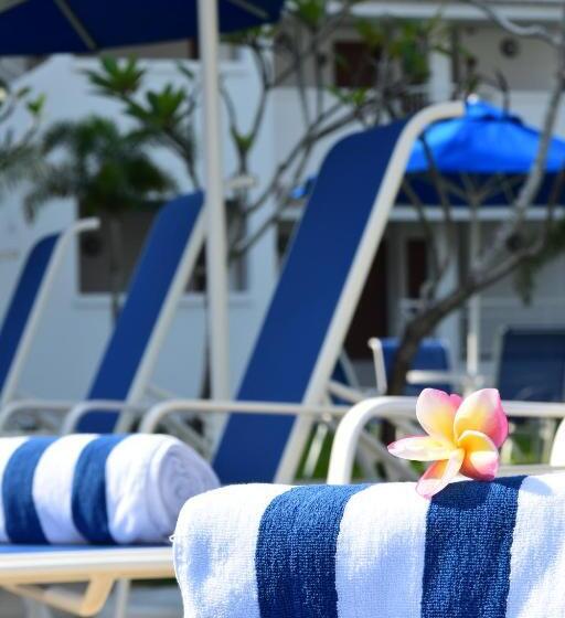 Отель Avi Pangkor Beach Resort