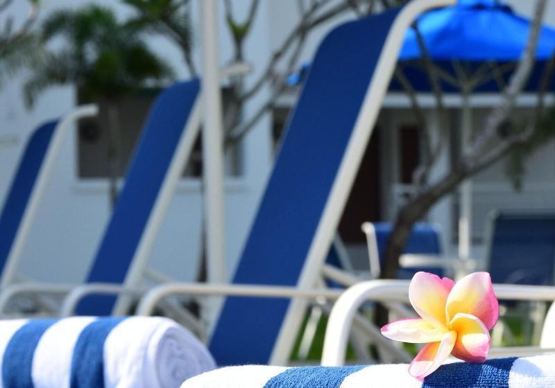 Отель Avi Pangkor Beach Resort