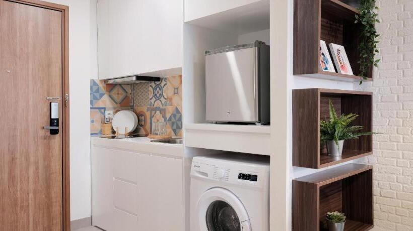 Отель Fika Rooms Tangerang By Skandinavia