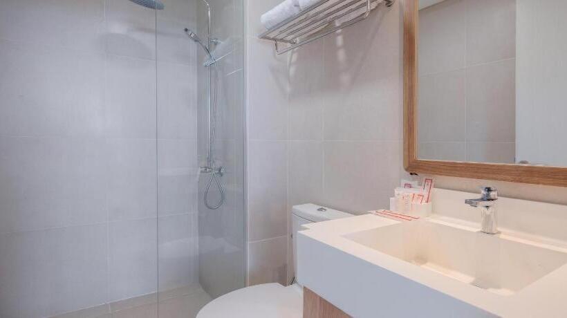 Отель Fika Rooms Tangerang By Skandinavia