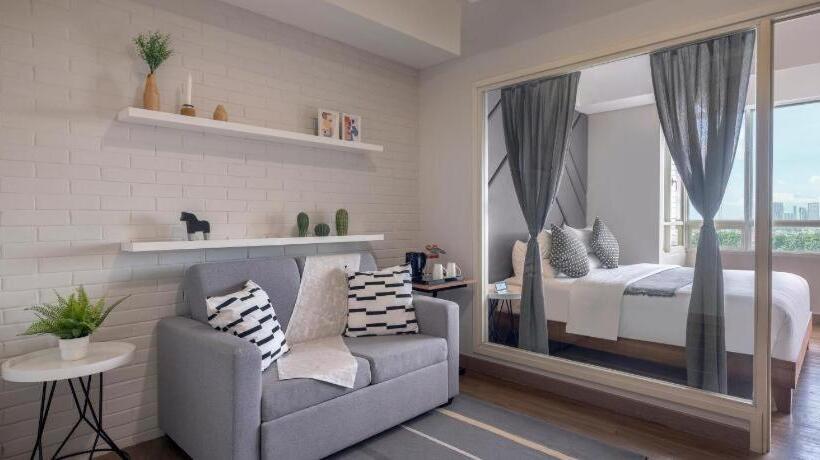 Отель Fika Rooms Tangerang By Skandinavia