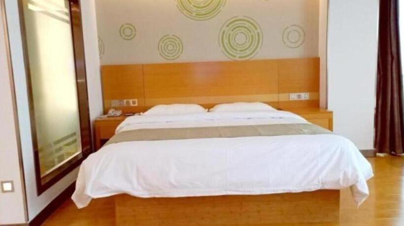 בית מלון כפרי Greentree Inn Fuyang Technician College