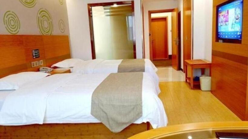 בית מלון כפרי Greentree Inn Fuyang Technician College