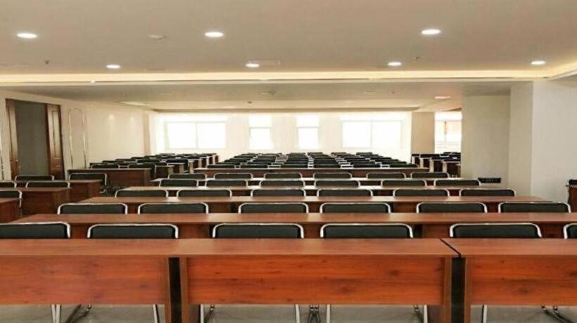 בית מלון כפרי Greentree Inn Fuyang Technician College