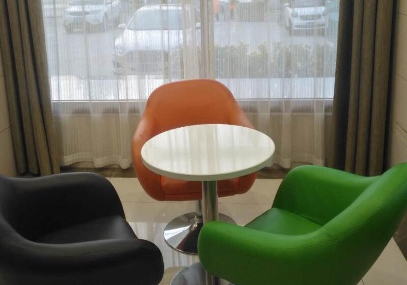 Отель Greentree Inn Shangqiu Liangyuan District Suiyang Avenue