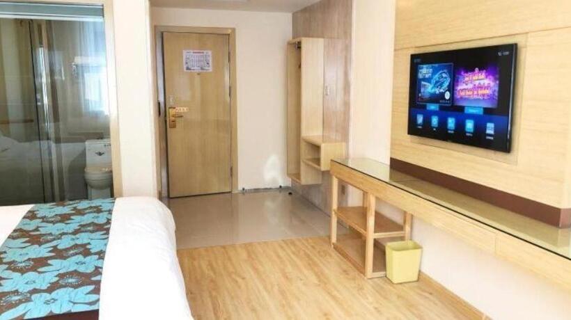 فندق Greentree Inn Urumqi Airport Tianyi International City