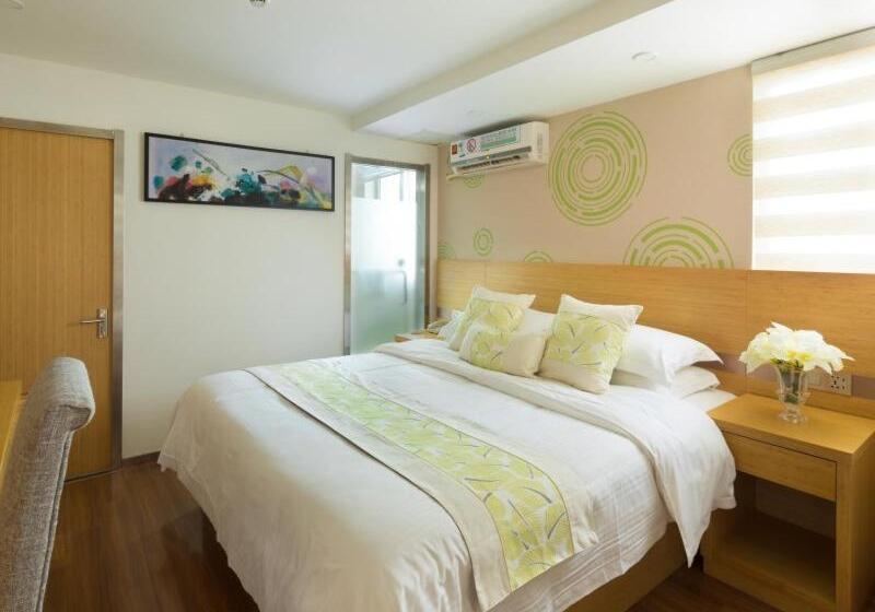 Отель Greentree Inn Yancheng National Fitness Center Express