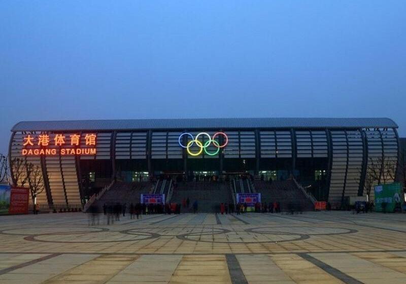 酒店 Greentree Inn Zhenjiang Dagang New District Tonggang Road Butterfly Square