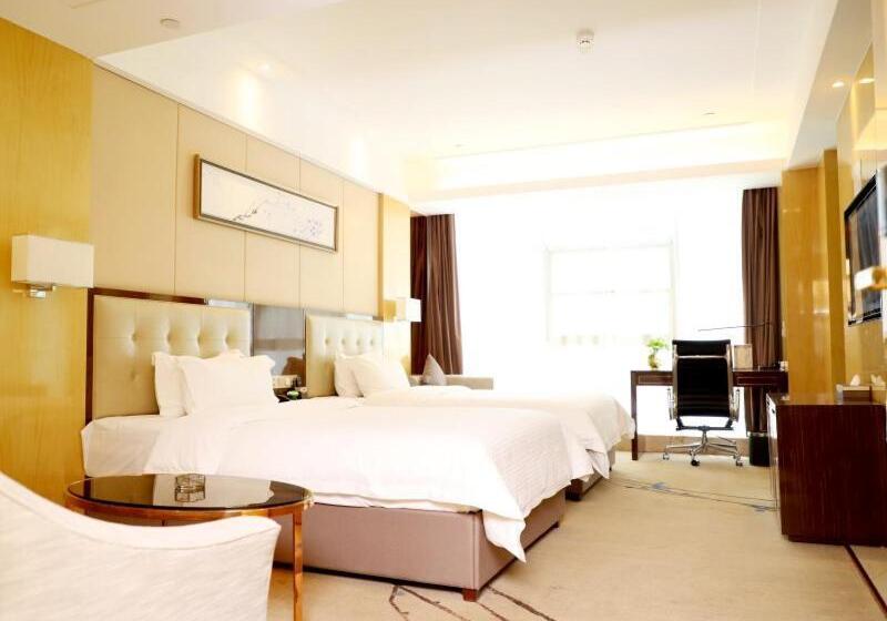Отель Greentree Inn Zhumadian High Speed Rail Station Square Store