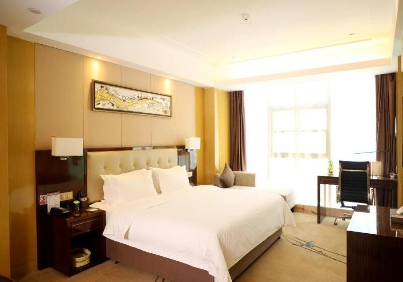 בית מלון כפרי Greentree Inn Zhumadian High Speed Rail Station Square Store