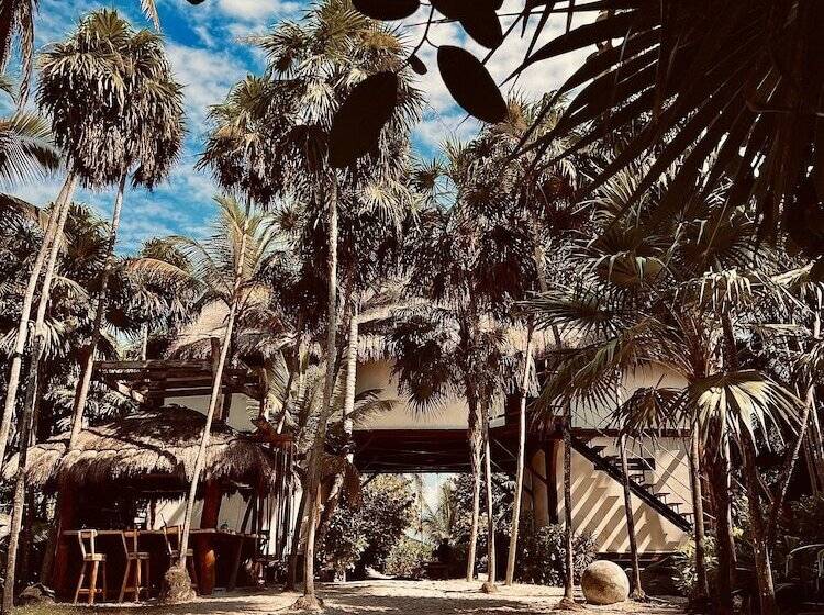 هتل Libelula Tulum Beachfront