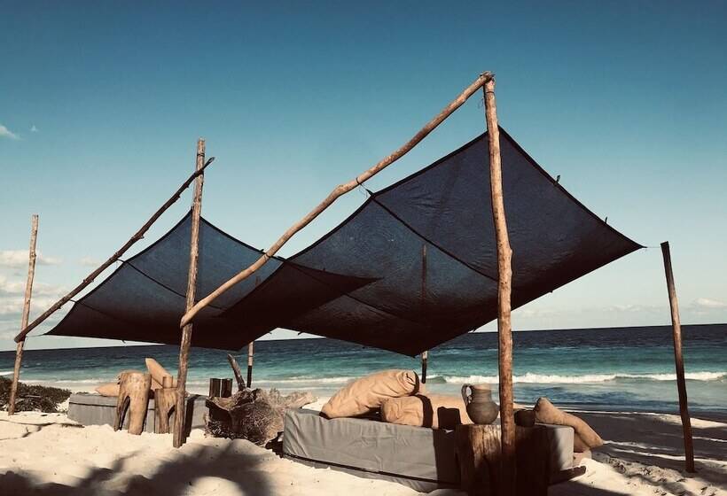هتل Libelula Tulum Beachfront
