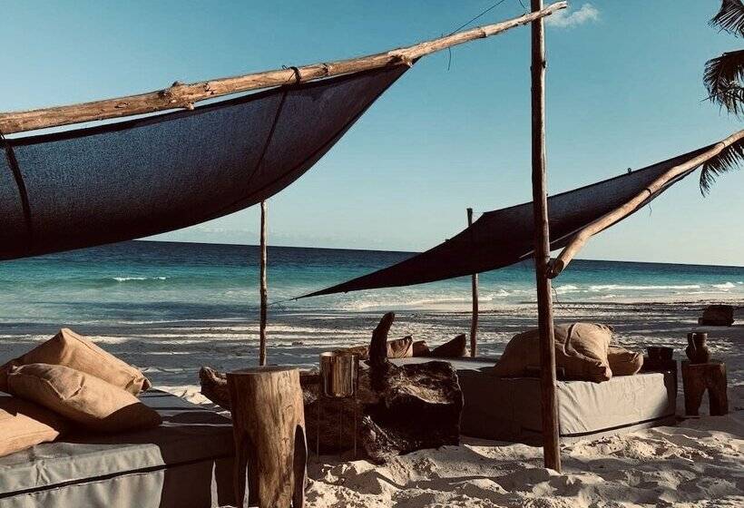 هتل Libelula Tulum Beachfront