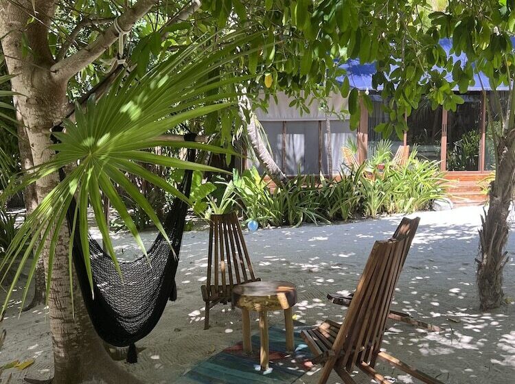 هتل Libelula Tulum Beachfront