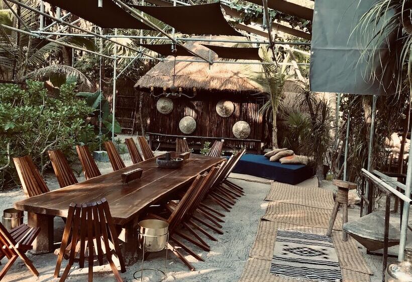 هتل Libelula Tulum Beachfront