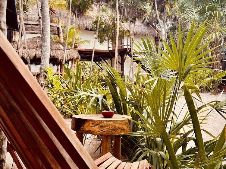 هتل Libelula Tulum Beachfront
