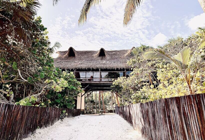 هتل Libelula Tulum Beachfront