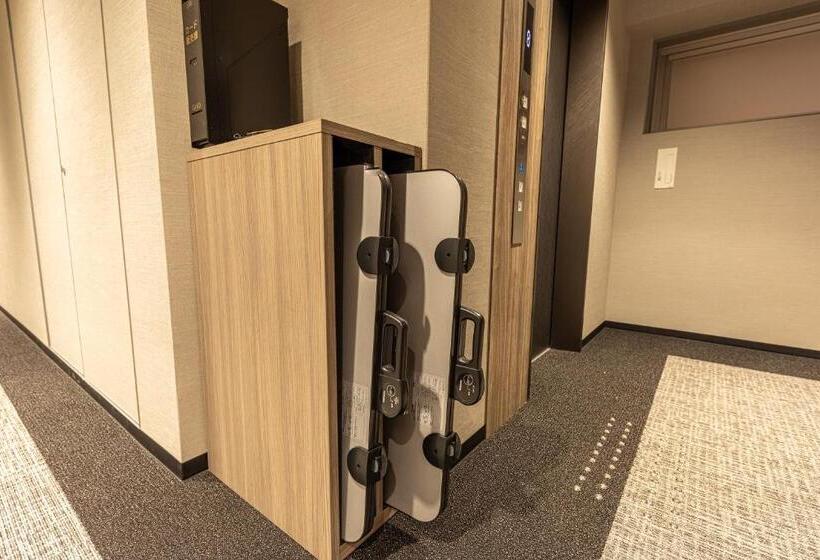 Отель Meitetsu Inn Shinosakaeki Higashiguchi