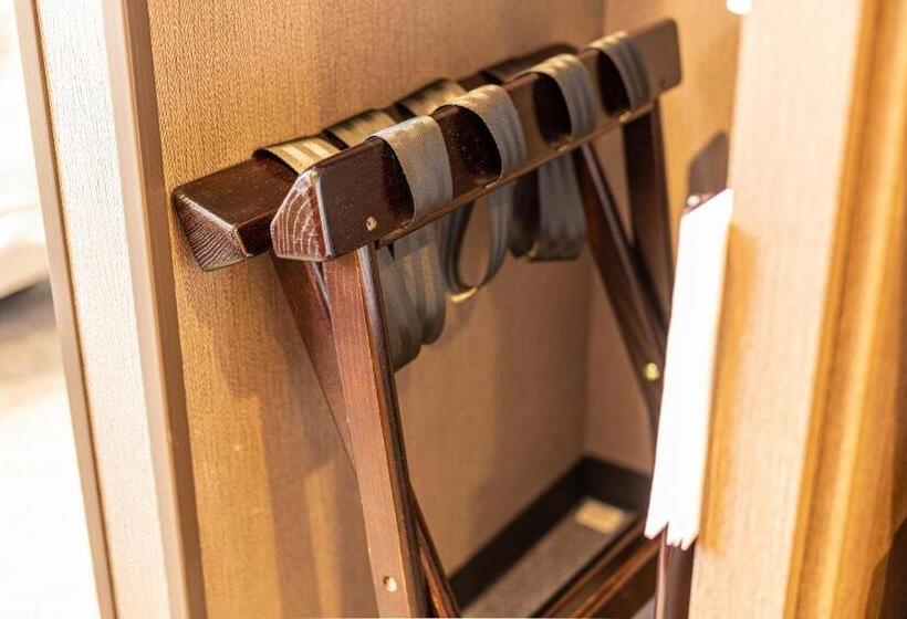 Отель Meitetsu Inn Shinosakaeki Higashiguchi