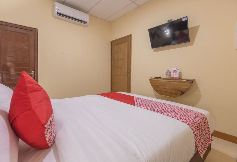 호텔 Reddoorz @ Iodium Residence Cikarang