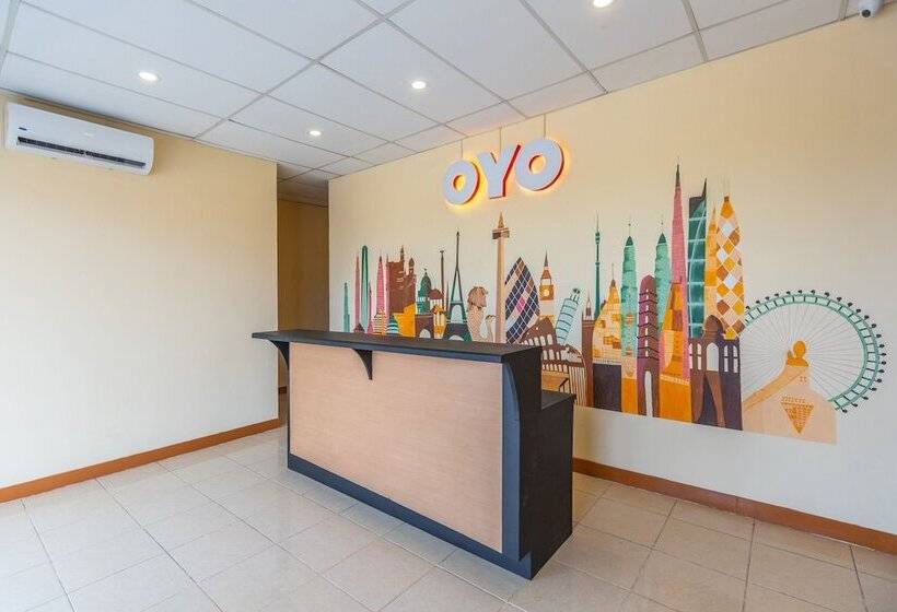 호텔 Reddoorz @ Iodium Residence Cikarang