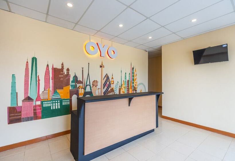 호텔 Reddoorz @ Iodium Residence Cikarang