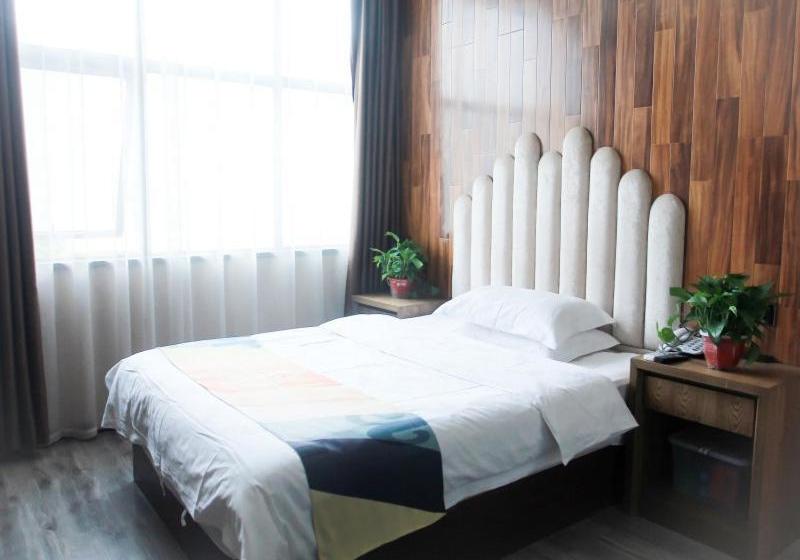 Hotel Shell Shiyan Yunxi County Qixi Avenue