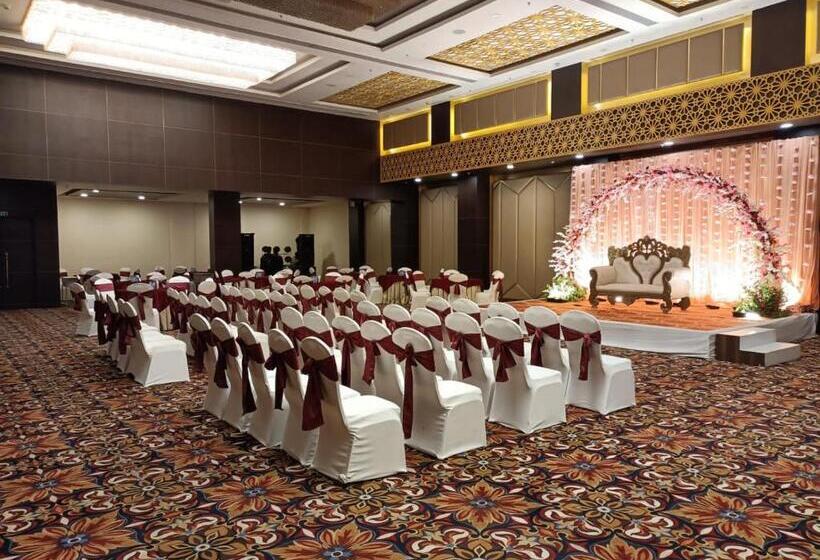 فندق Vivanta Jamshedpur, Golmuri