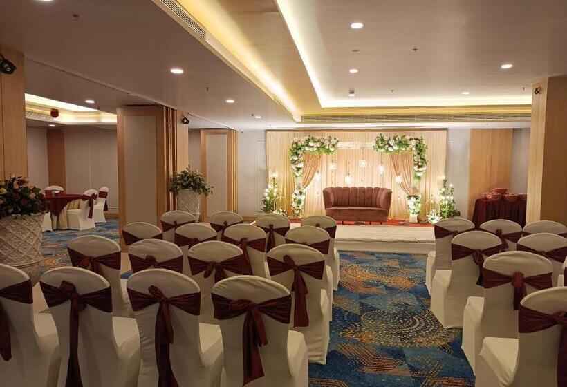 فندق Vivanta Jamshedpur, Golmuri