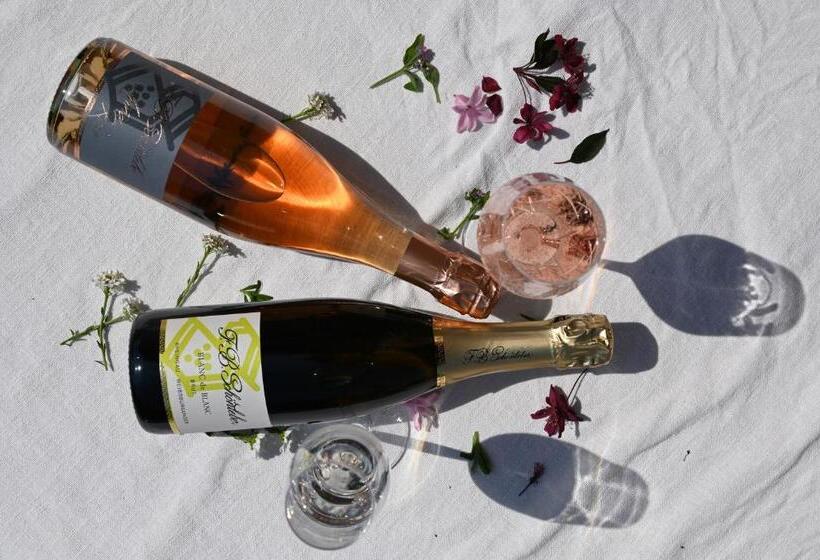 酒店 Wein  Und Sekthaus F.b.schönleber