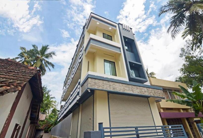 Pensão O Home Pop Tavern Pettah