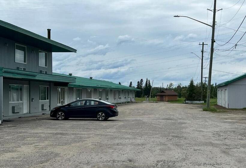 فندق على الطريق Surestay By Best Western Kapuskasing