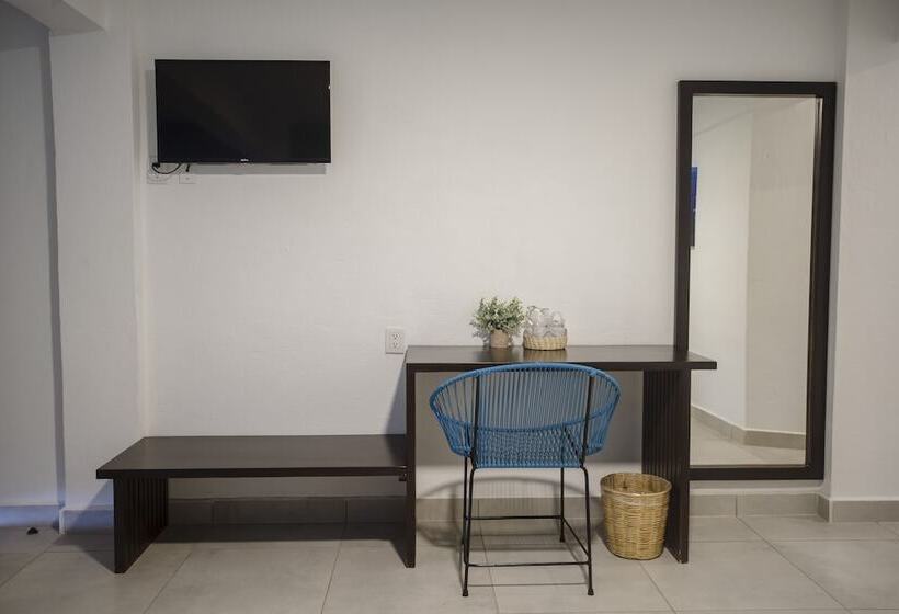 فندق Camino Del Sol