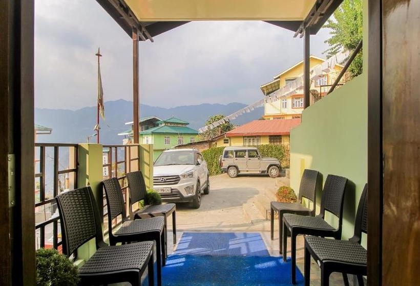 Capital O 63520 Hotel Innori