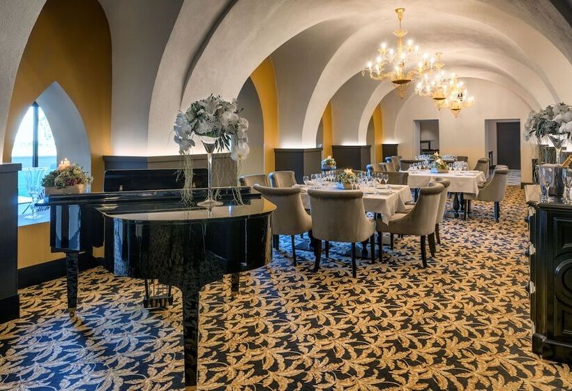 فندق Du Roi & Spa By Sowell Collection