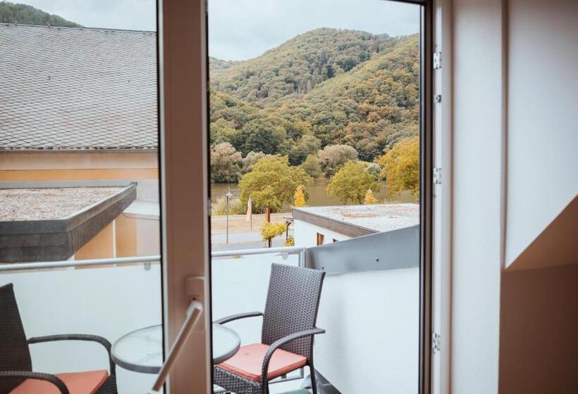 فندق Ferienweingut Serwaziwein