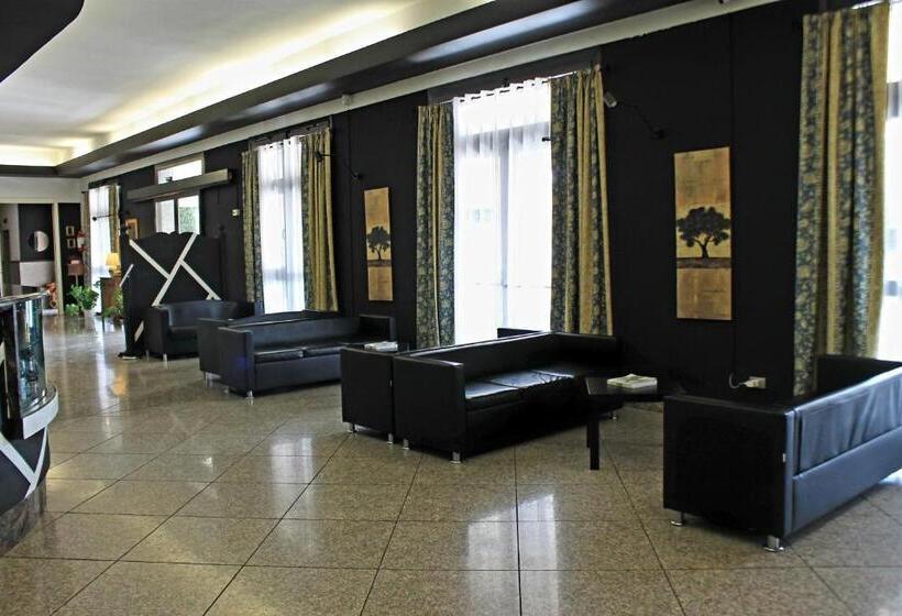 ホテル Nuovo Sole Hns