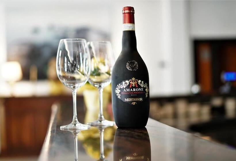 ホテル Nuovo Sole Hns