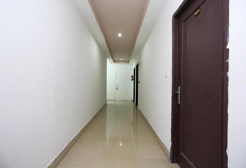 בית מלון כפרי Oyo 28227  Abhinandan