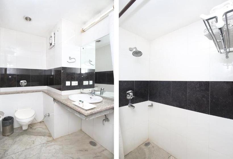 فندق Capital O 821 Sarao