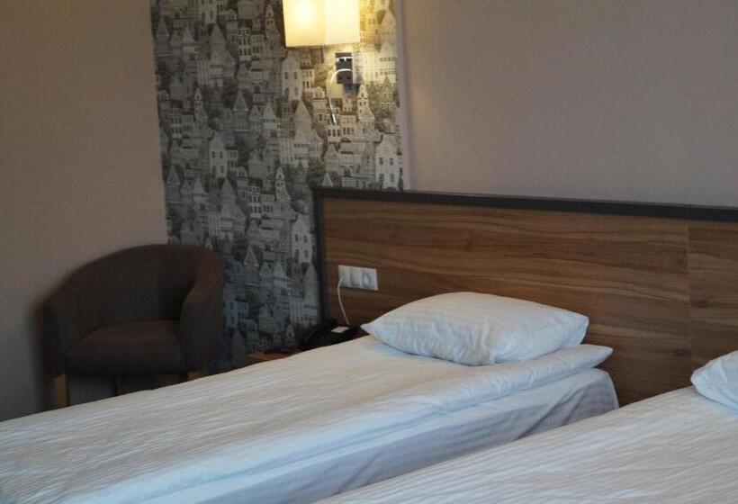 酒店 Shengen шенген