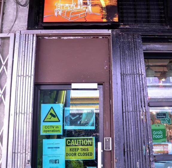 Отель Spot On 89929 Tropical Lodge