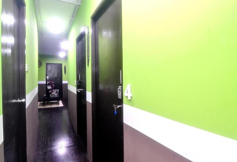 Отель Spot On 89929 Tropical Lodge