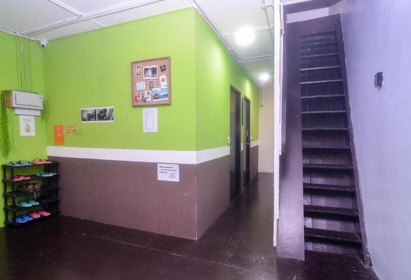 Отель Spot On 89929 Tropical Lodge