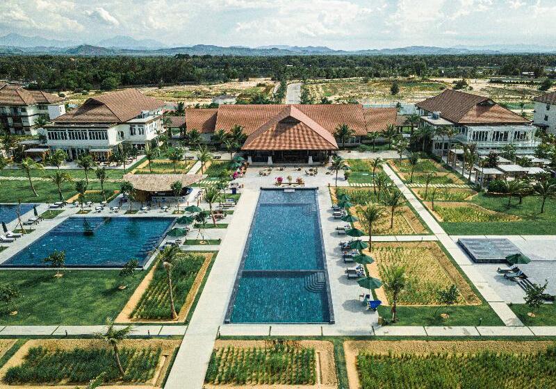 هتل Robinson Nam Hoi An